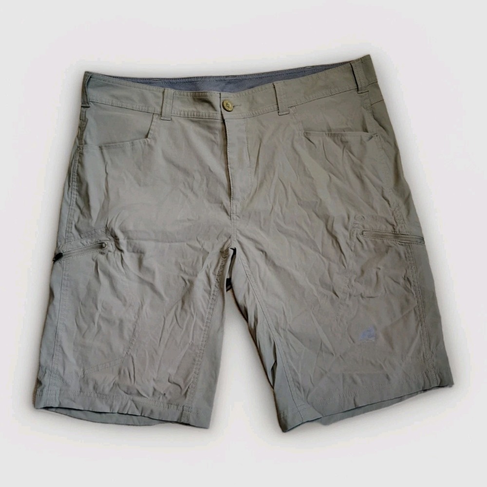 Eddie Bauer Shorts Mens 40 Green First Ascent Cargo Hiking Outdoor Guide Pro 11"